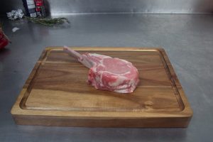 Pork chop- 12oz frenched (1/pkg)